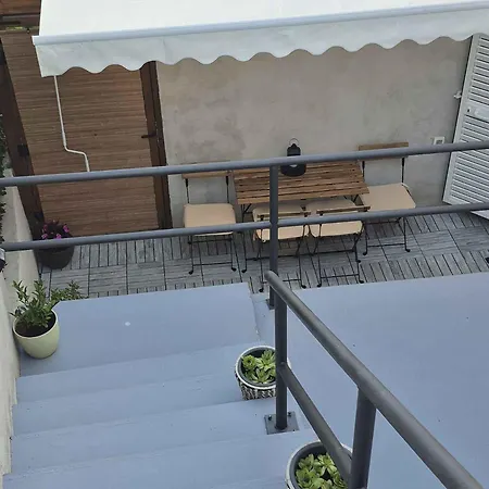 In 45264 Apartament *
